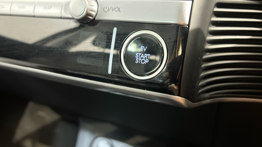 Hyundai Ioniq 5 Hatchback Grey #22