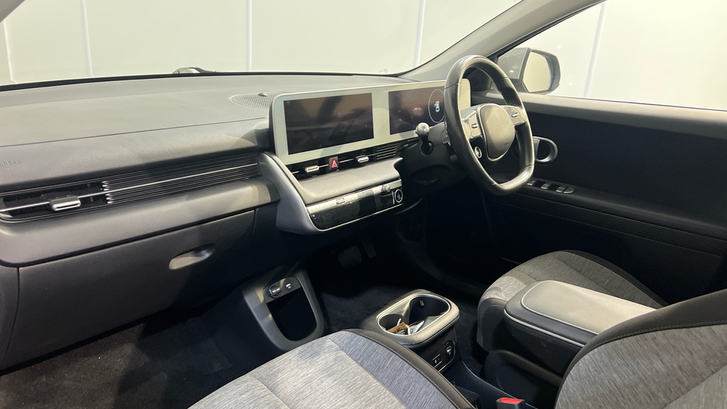 Hyundai Ioniq 5 Hatchback Grey #11