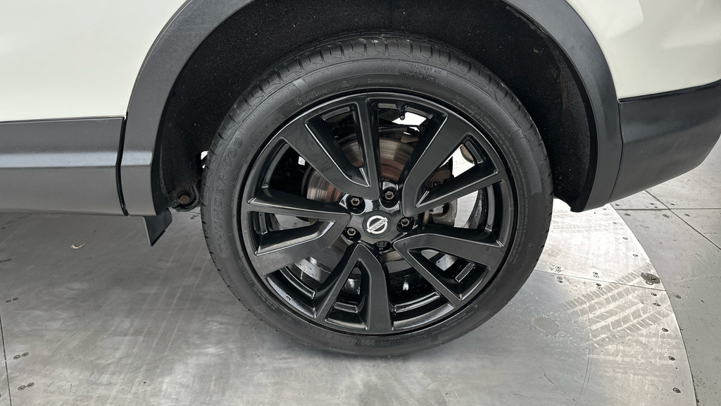 Nissan Qashqai N-connecta Dig-t Red #28
