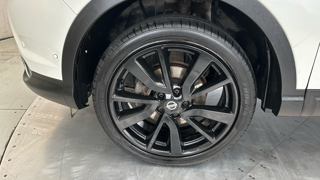 Nissan Qashqai N-connecta Dig-t Red #27