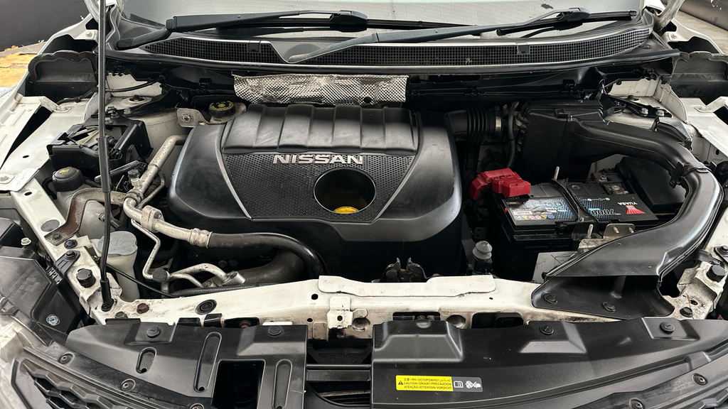 Nissan Qashqai N-connecta Dig-t Red #26