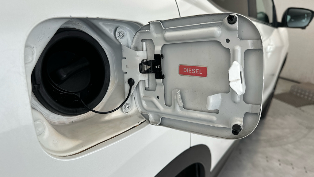 Nissan Qashqai N-connecta Dig-t Red #31
