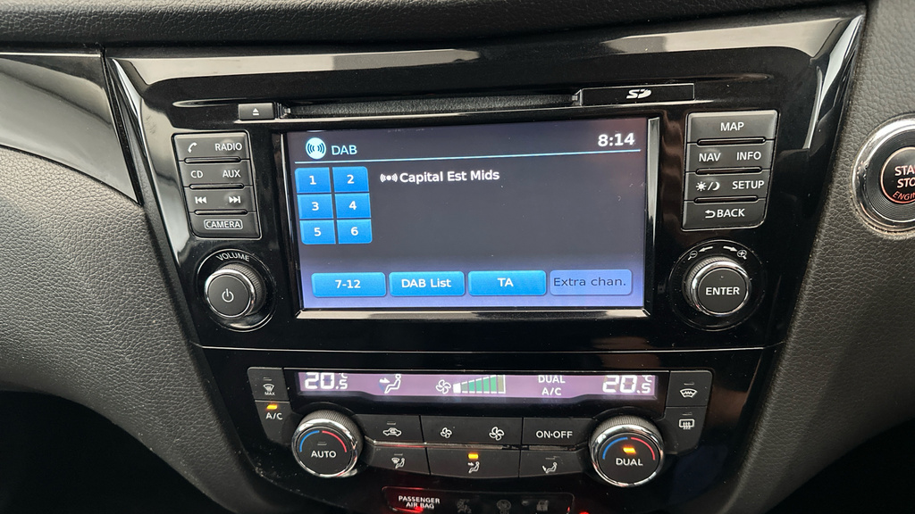 Nissan Qashqai N-connecta Dig-t Red #19