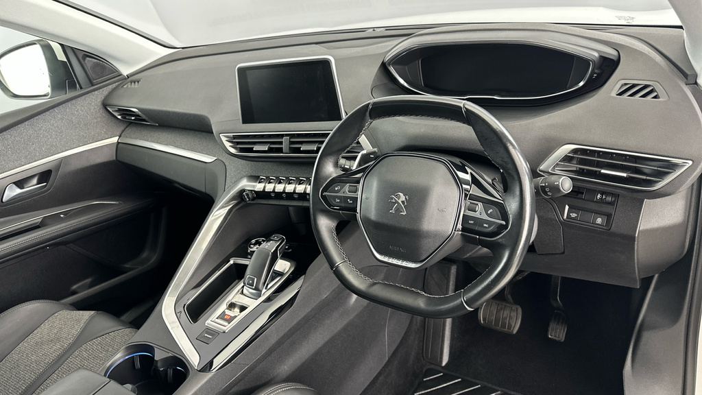 Peugeot 5008 1.2 Puretech Active Eat8 #9