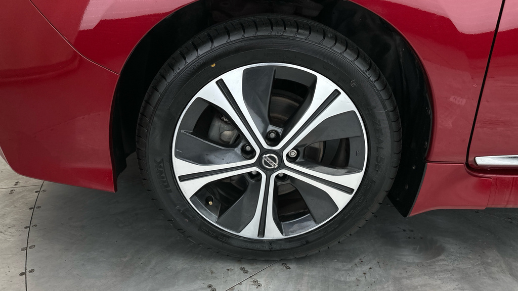 Nissan Leaf 110Kw N-connecta 40Kwh White #26