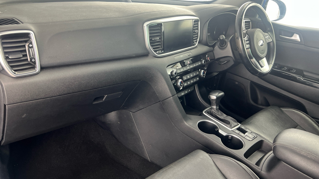 Kia Sportage 1.6 2 Isg 131 Bhp White #10
