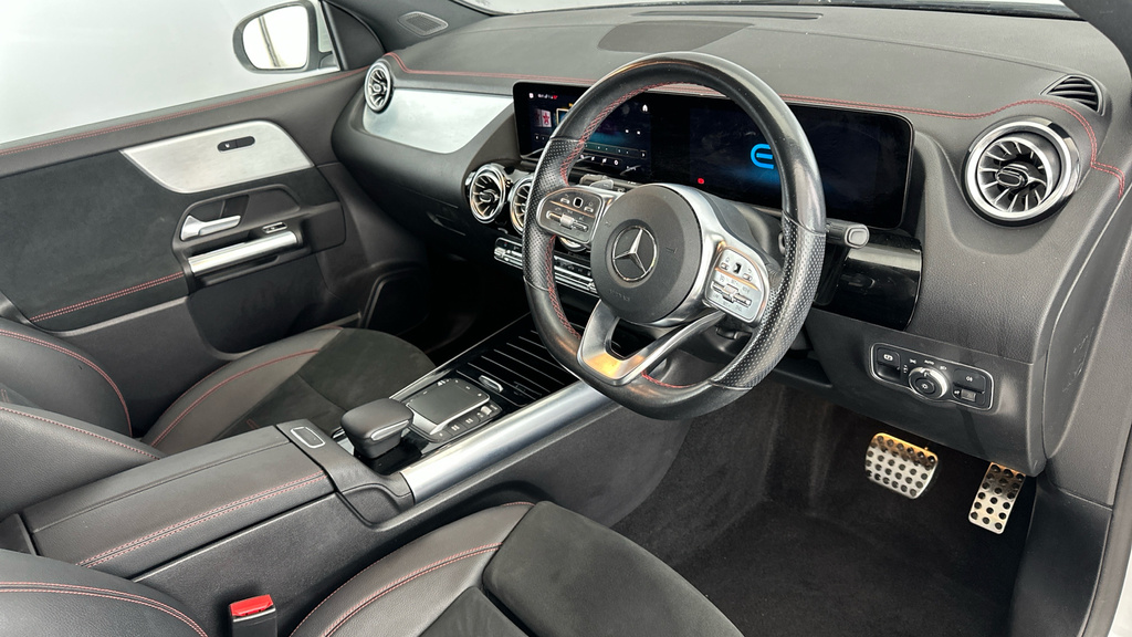 Mercedes-Benz EQA Eqa 250 140Kw Amg Line 70.5Kwh Blue #9