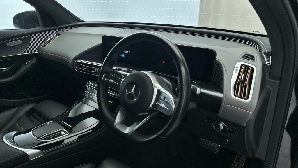 Mercedes-Benz EQC Amg Line Black #12