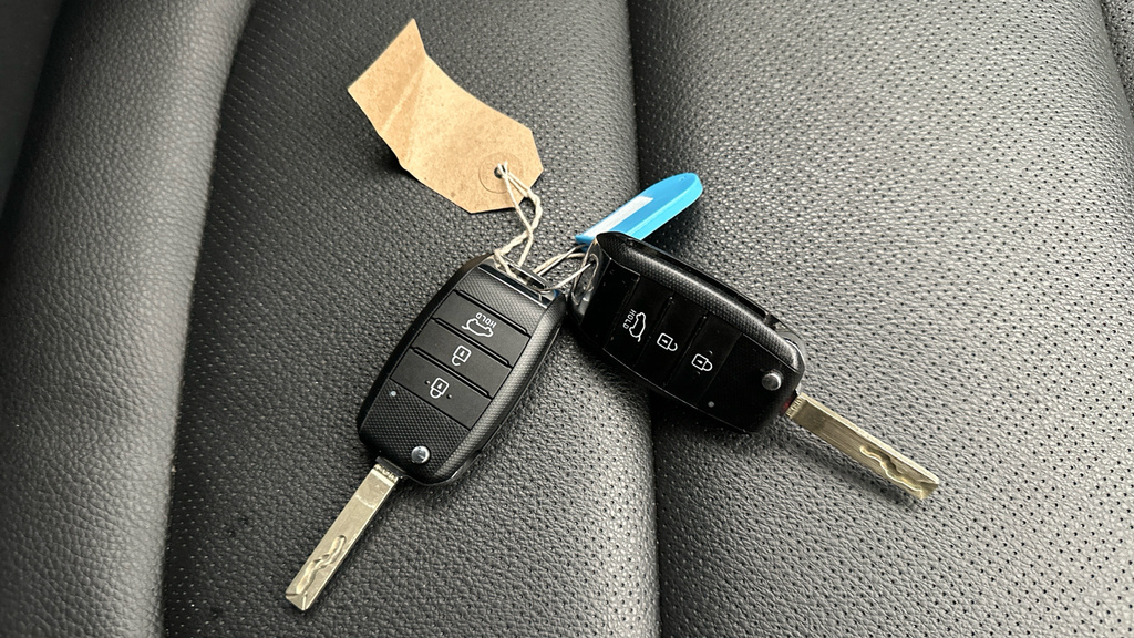 Kia RIO 1.0 T Gdi 48V 118 3 Red #30