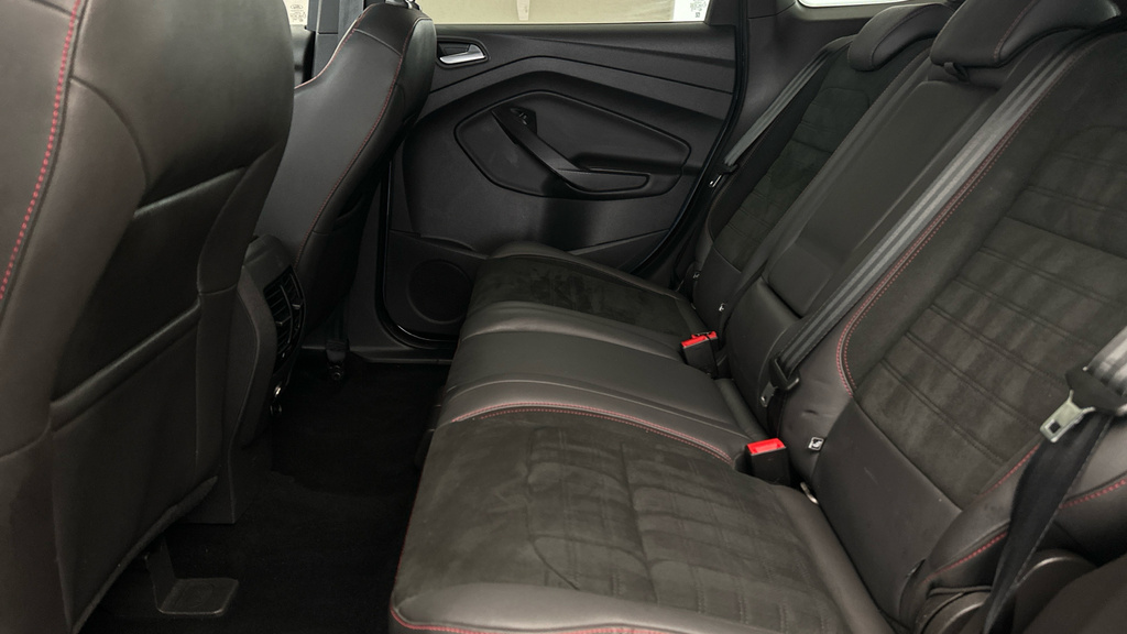 Ford Kuga 1.5 Tdci Vignale Euro 6 Ss Black #20