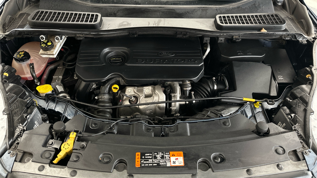 Ford Kuga 1.5 Tdci Vignale Euro 6 Ss Black #22