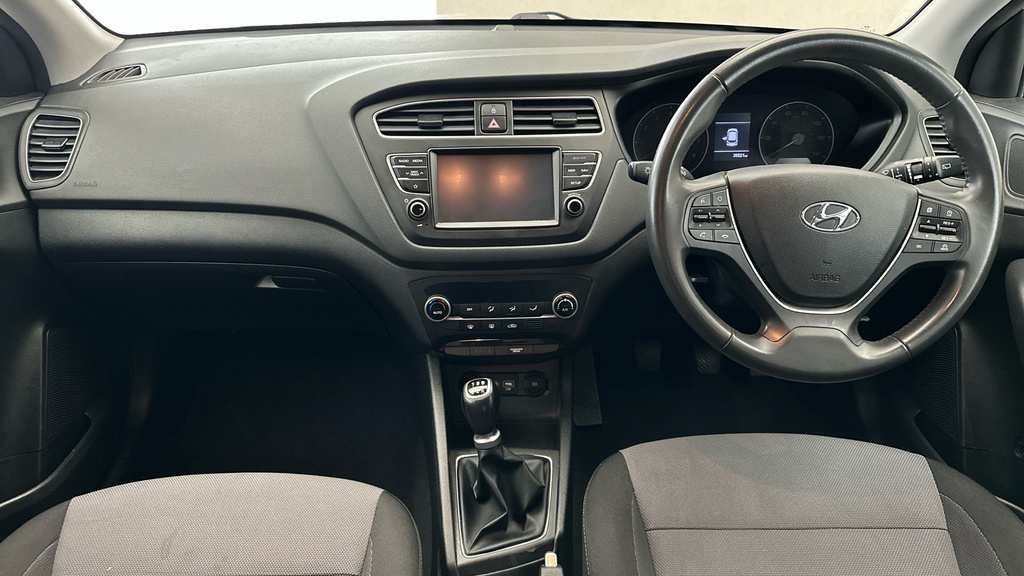 Hyundai I20 1.2 Go Se 83 Bhp Blue #13
