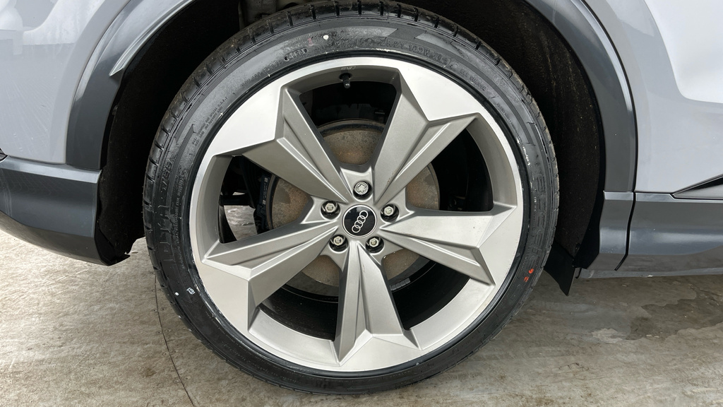 Audi Q4 E Tron 210Kw 45 82Kwh Sport Leather Grey #28