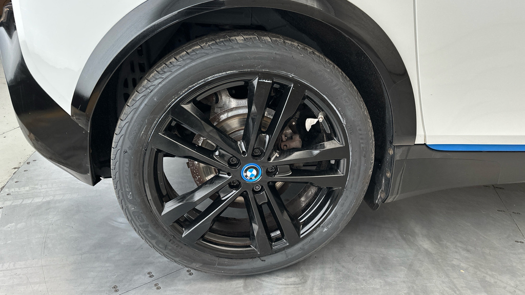 BMW i3 125Kw 42Kwh Loft Interior World Blue #25
