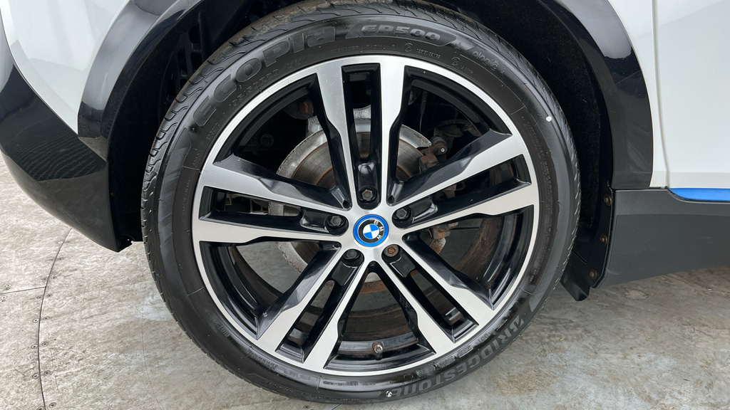 BMW i3 135Kw S 42Kwh Suite Interior World Blue #28