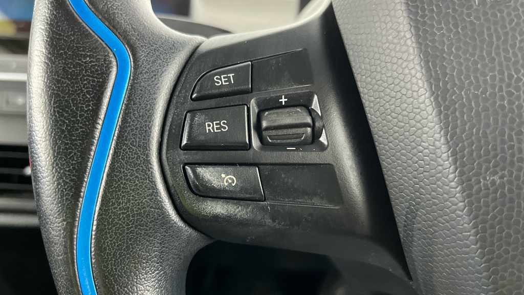 BMW i3 135Kw S 42Kwh Suite Interior World Blue #17