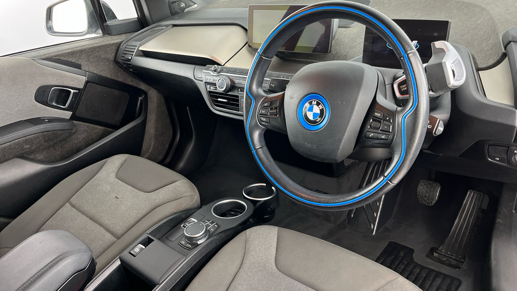 BMW i3 135Kw S 42Kwh Suite Interior World Blue #9