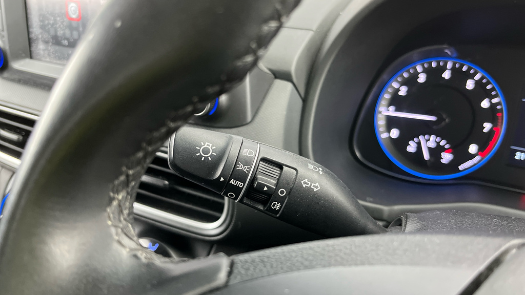 Hyundai Kona Premium Se Black #13