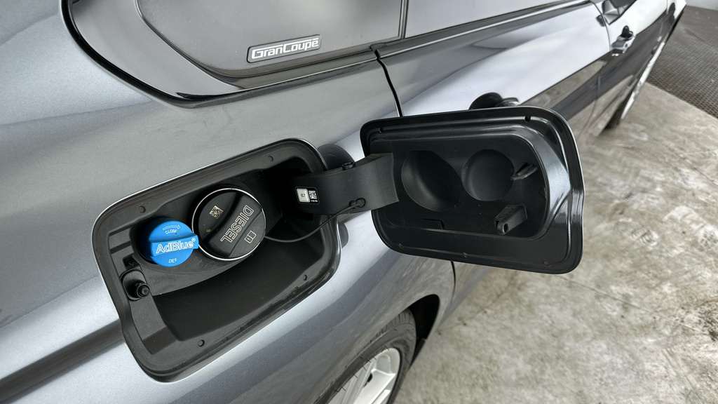BMW 4 Series Gran Coupe M Sport Blue #25