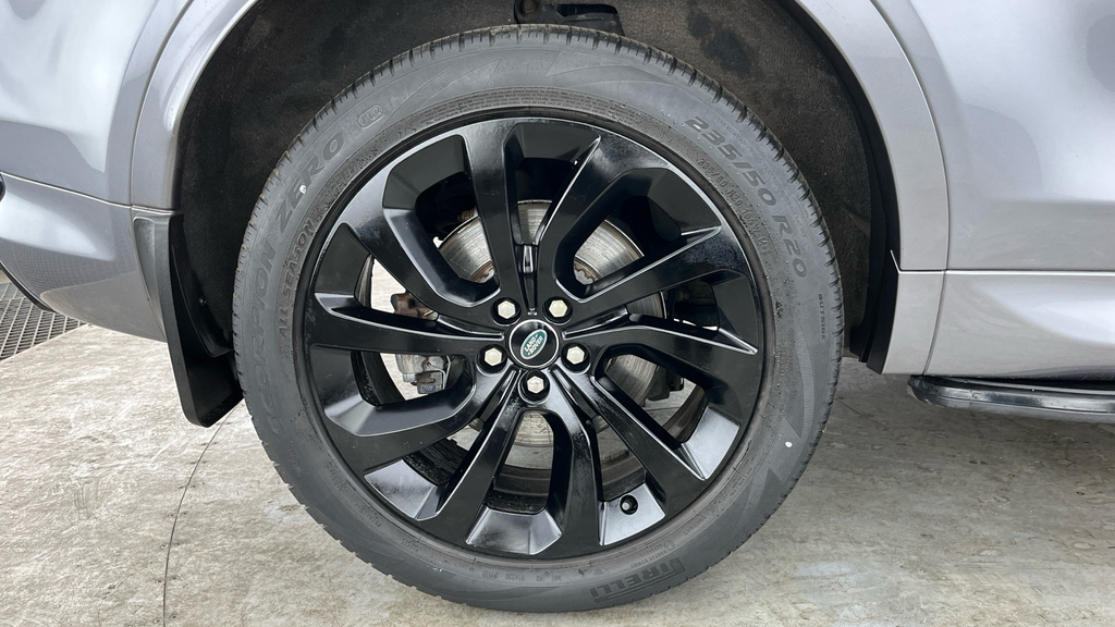 Land Rover Discovery Sport Grey #32