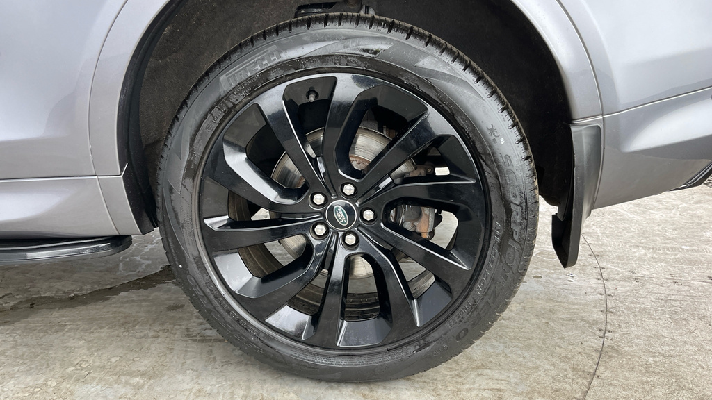 Land Rover Discovery Sport Grey #31