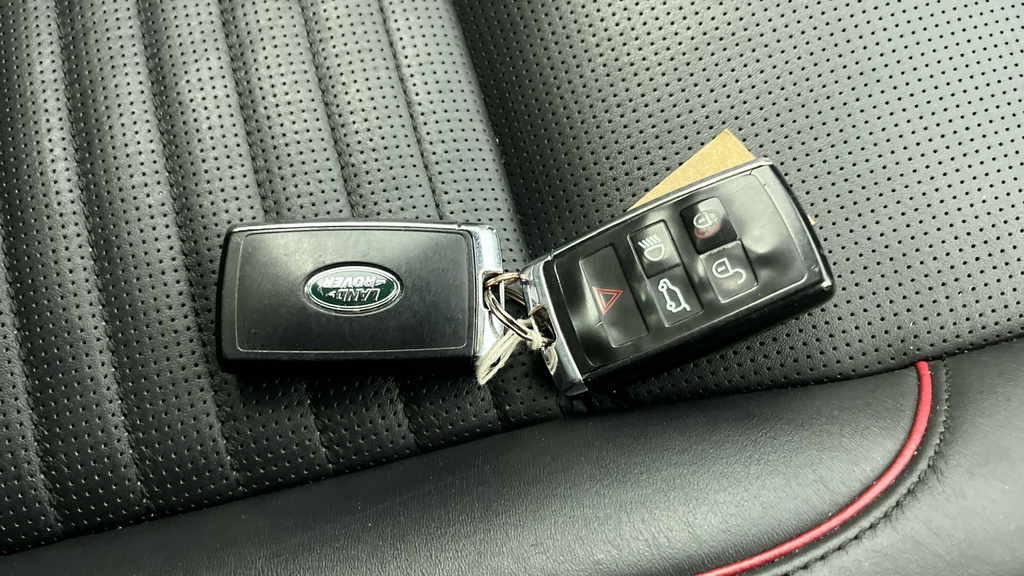 Land Rover Discovery Sport Grey #35