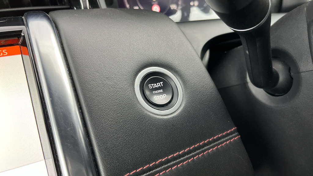 Land Rover Discovery Sport Grey #23