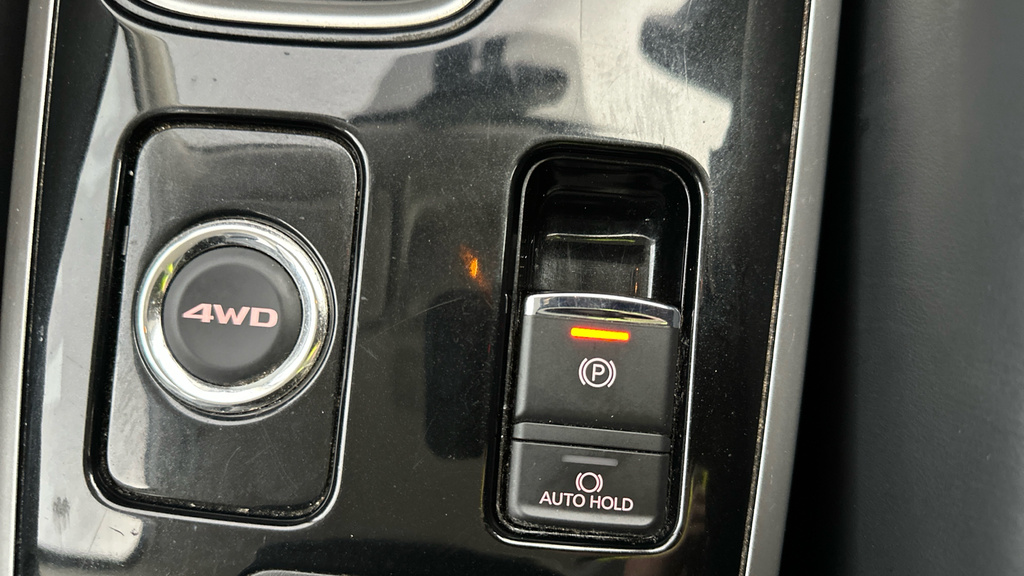 Mitsubishi Outlander 2.0 Exceed Cvt Estate Red #14