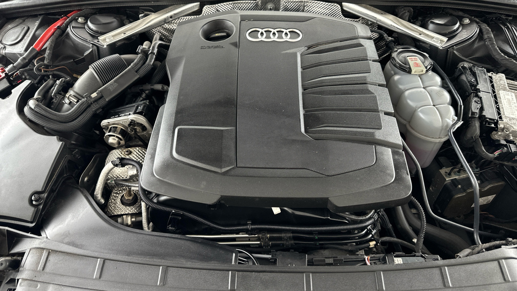 Audi A4 Avant 2.0 Avant Tdi Sport Mhev 161 Bhp Blue #25