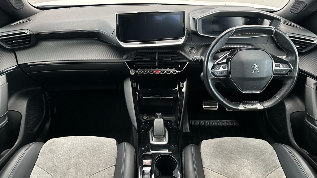 Peugeot e-2008 100Kw Gt Line 50Kwh Black #17