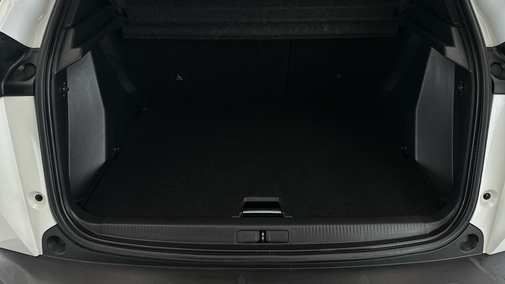 Peugeot e-2008 100Kw Gt Line 50Kwh Black #25