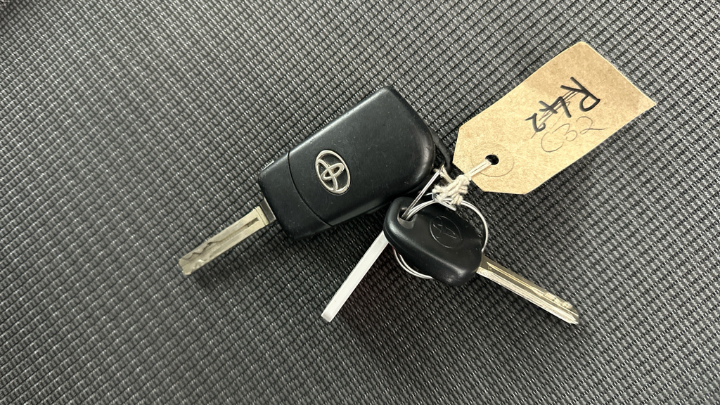 Toyota Aygo X X-play Red #25