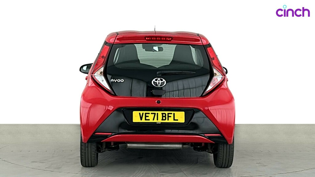 Toyota Aygo X X-play Red #3