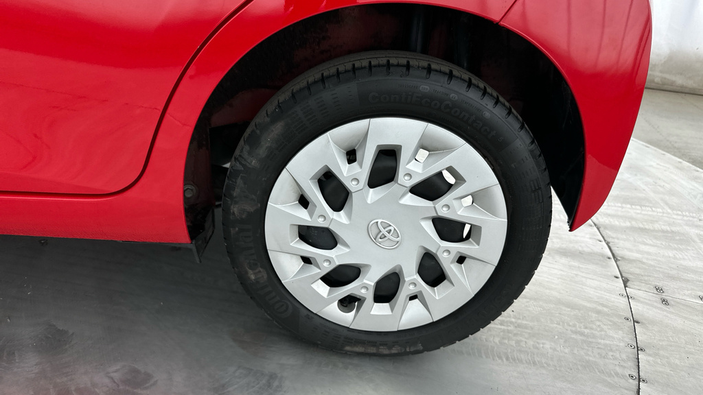 Toyota Aygo X X-play Red #21