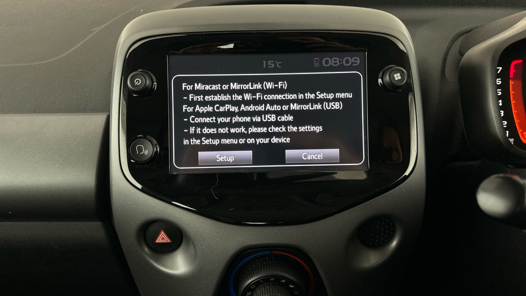 Toyota Aygo X X-play Red #15