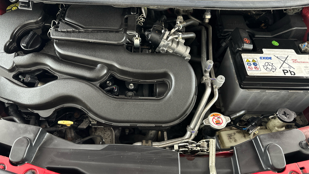 Toyota Aygo X X-play Red #19
