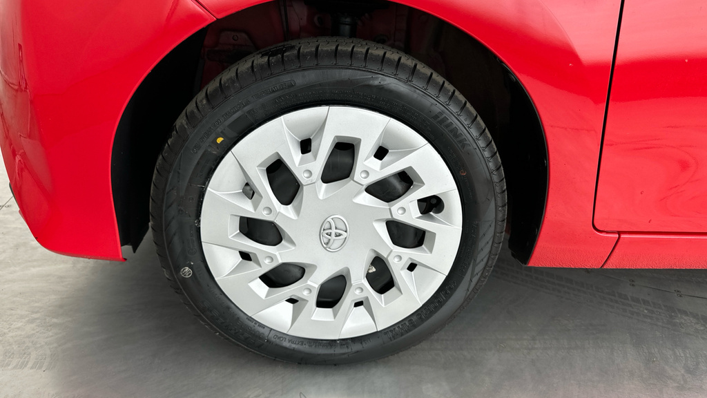 Toyota Aygo X X-play Red #20