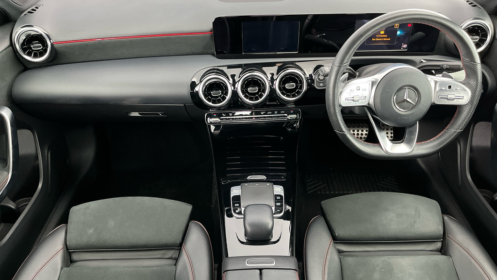 Mercedes-Benz A Class A180 Amg Line Premium White #15