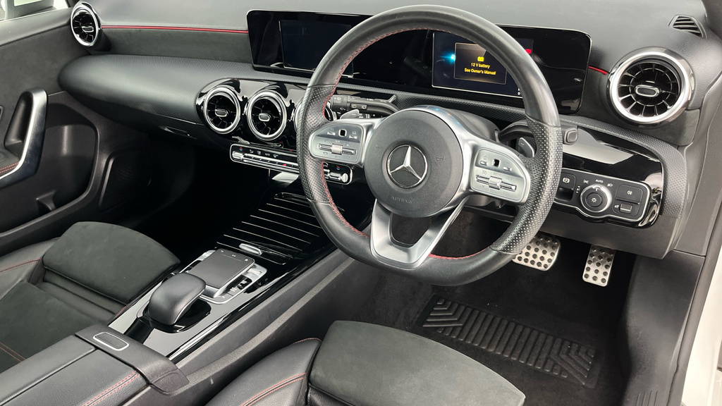 Mercedes-Benz A Class A180 Amg Line Premium White #9