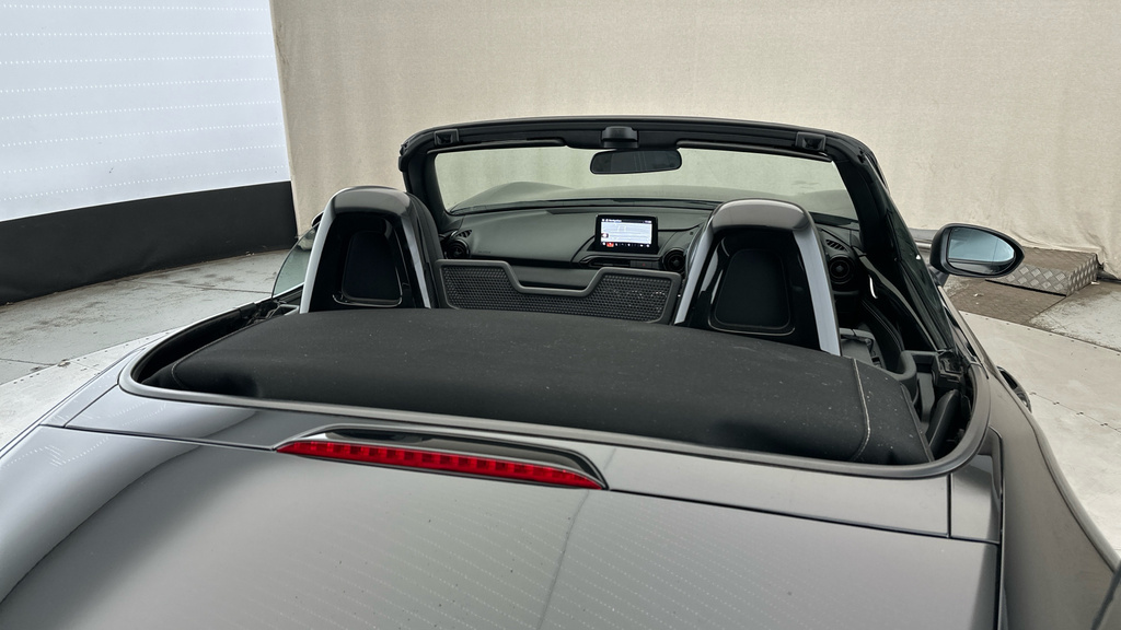 Mazda MX-5 1.5 Skyactiv G Sport Convertible Red #4