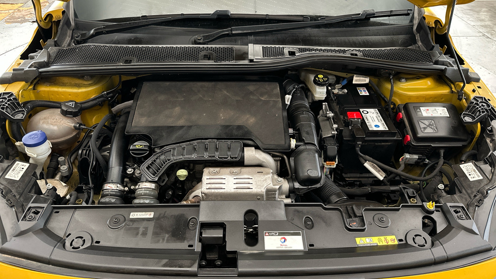 Peugeot 208 1.2 Puretech 100 Active Premium Eat8 Grey #21