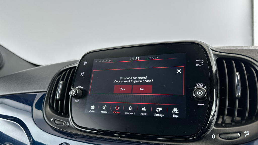 Fiat 500C 87Kw Red 42Kwh White #19