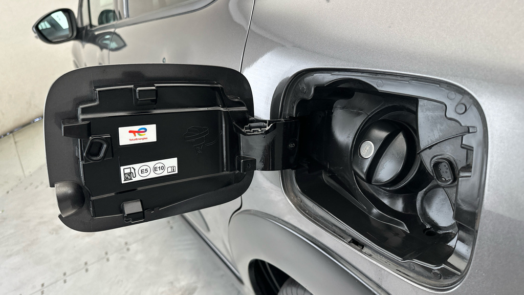 Citroen C3 1.2 Puretech Max Hatchback Eat6 Euro 6  #28