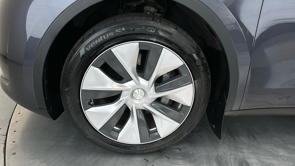 Tesla Model Y Suv Rwd 346 Ps - Heated Steeri Grey #22