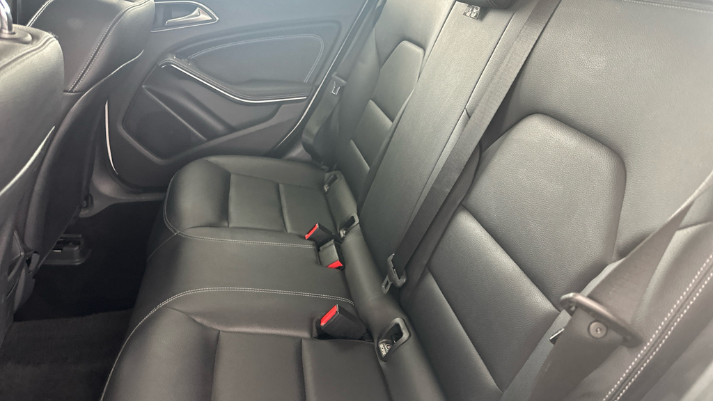 Mercedes-Benz A Class 200 D Amg Line- Low Mileage, Sat-nav Reversing C Silver #20