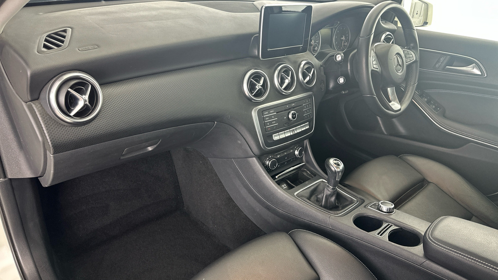 Mercedes-Benz A Class 200 D Amg Line- Low Mileage, Sat-nav Reversing C Silver #10