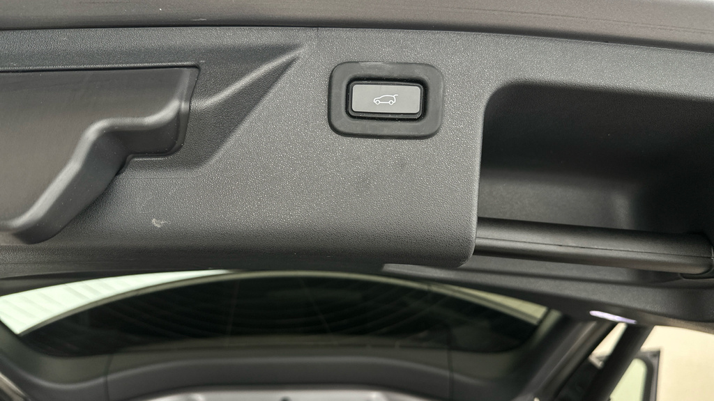 Land Rover Discovery Sport 2L S Grey #4
