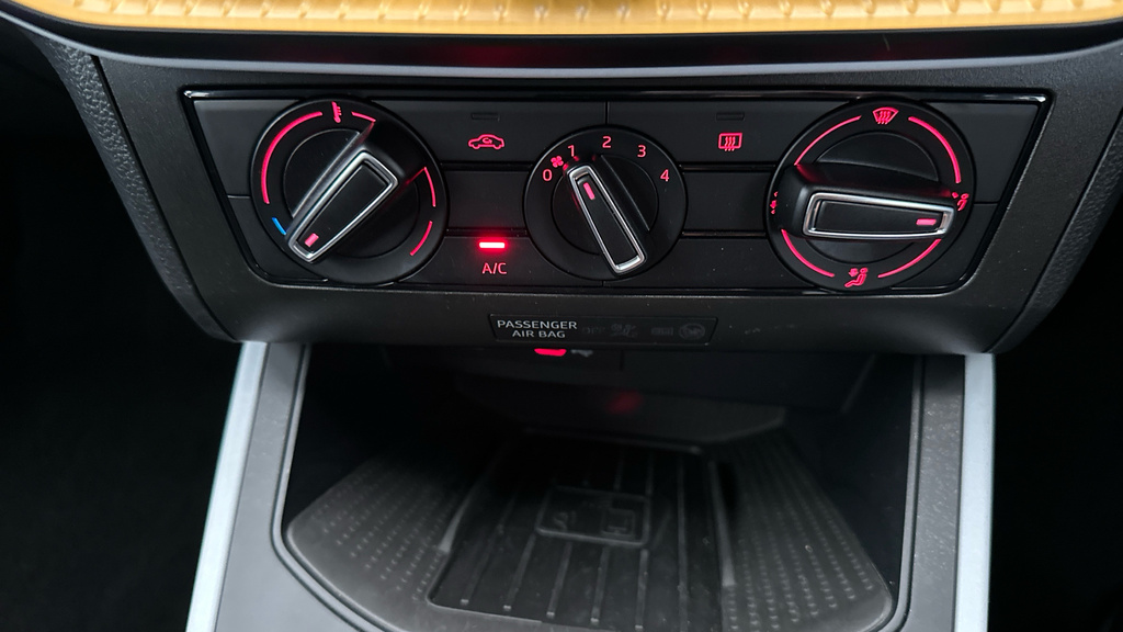 Seat Arona Suv Ecotsi Fr Sport Black #13