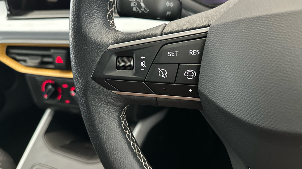 Seat Arona Suv Ecotsi Fr Sport Black #15