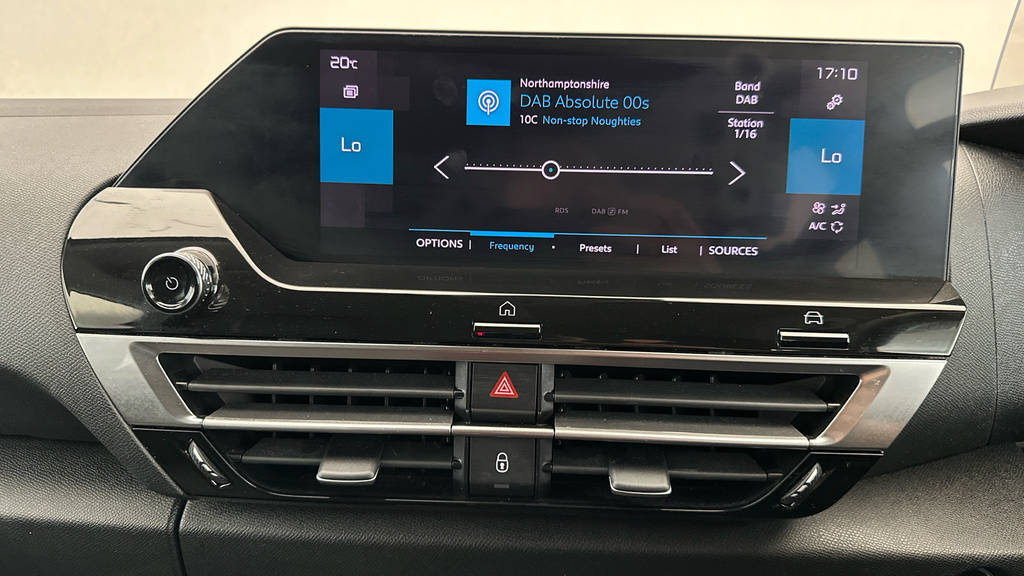Citroen C4 1.2 Puretech C-series Edition Hatchback #16